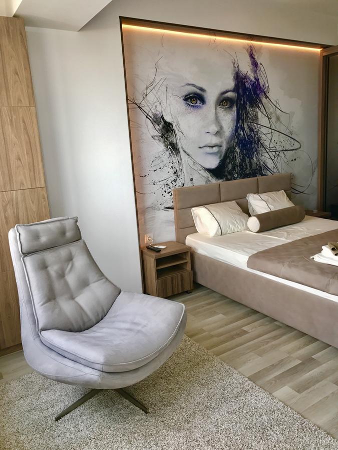 Hg Apartaments Mamaia Esterno foto