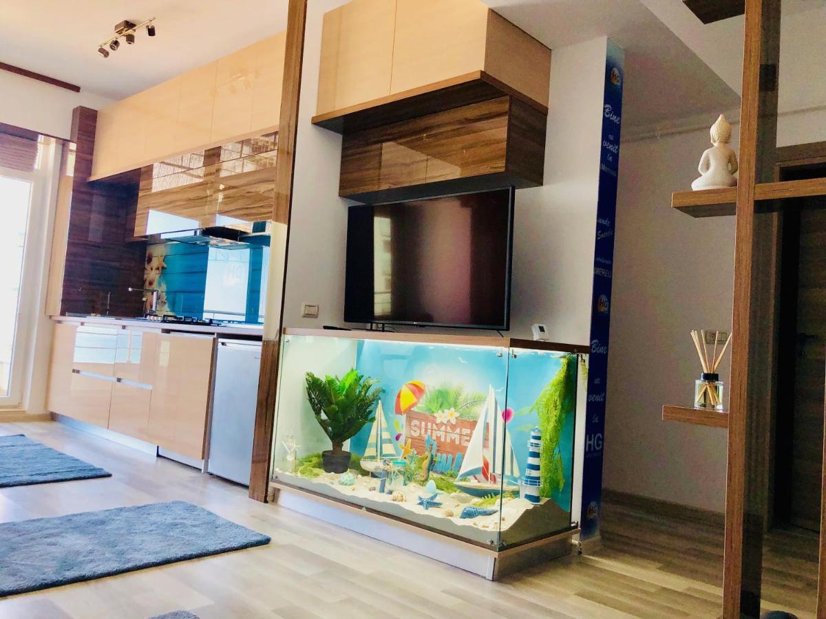 Hg Apartaments Mamaia Esterno foto