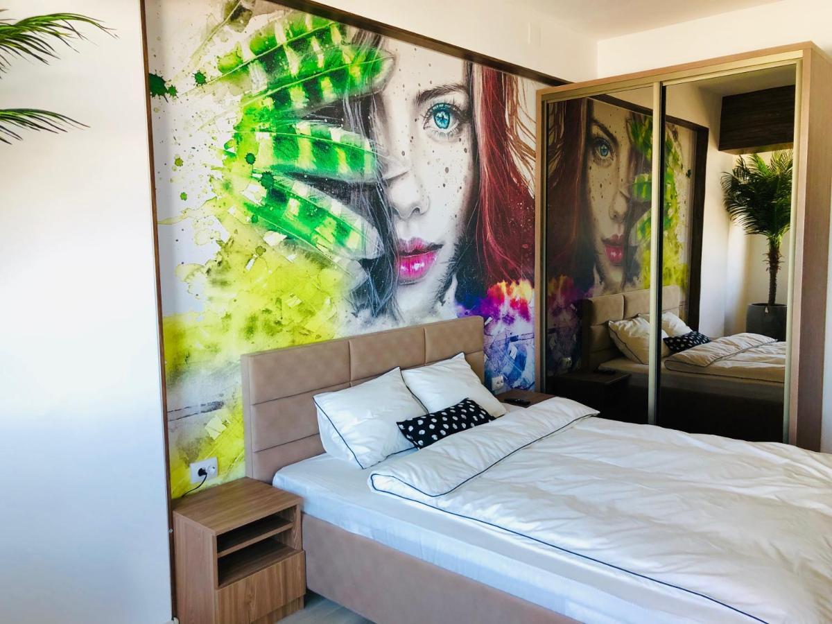 Hg Apartaments Mamaia Esterno foto