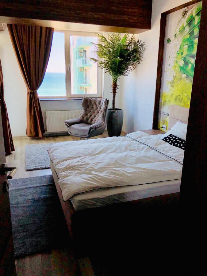 Hg Apartaments Mamaia Esterno foto